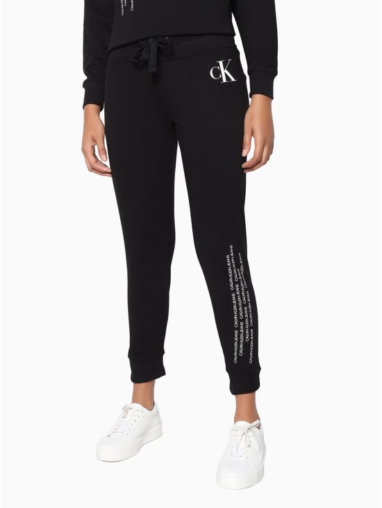 Resultado de búsqueda - Calvin Klein Sportswear en Ropa - Pantalones Calvin  Klein | Calvin Klein | Tienda en línea