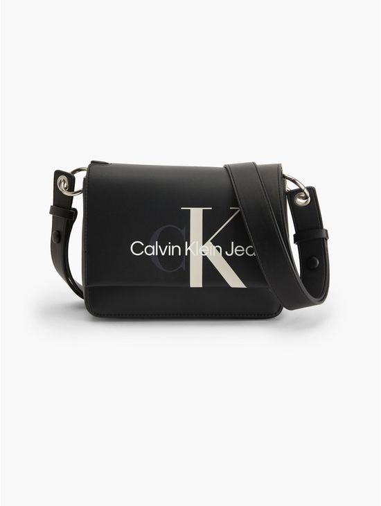 Bolsa-bandolera-con-logo-en-el-centro-Calvin-Klein