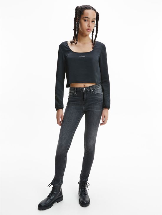 Jeans-Mid-Rise-Skinny-Tobilleros-Calvin-Klein
