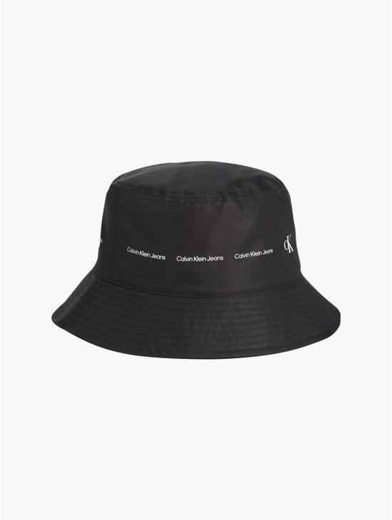 Bucket-hat-reciclado-con-logo-Calvin-Klein