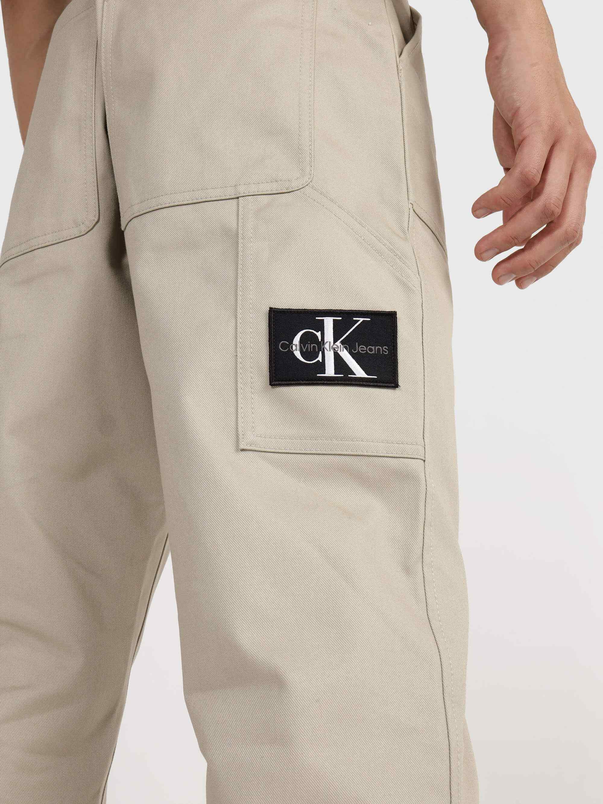 Pantalón Calvin Klein Liso Hombre Beige