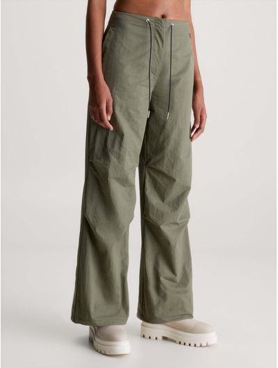 Pantalon-Calvin-Klein-Parachute-Mujer-Verde