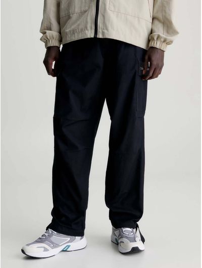 Pantalon-Calvin-Klein-Cargo-Hombre-Negro