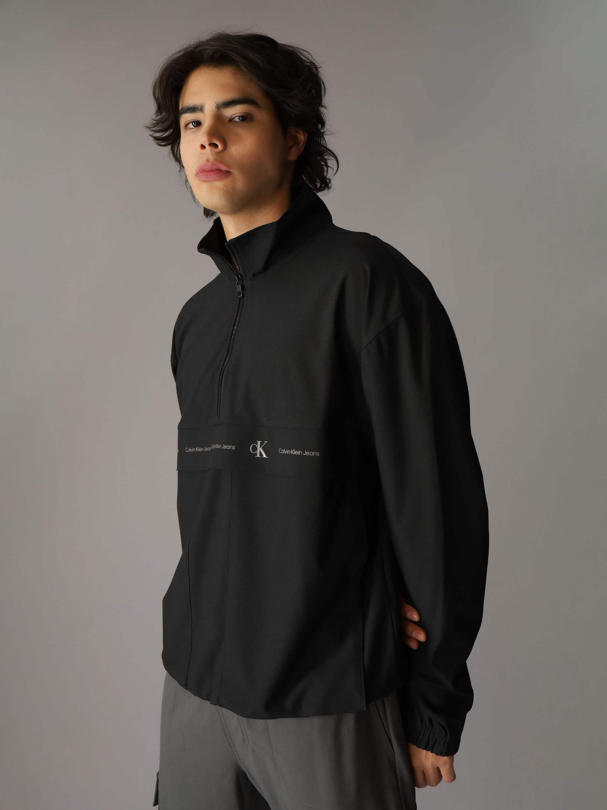 Calvin Klein Sudadera Calvin Klein Franja Logo Hombre Negro | Paseo  Interlomas Mall