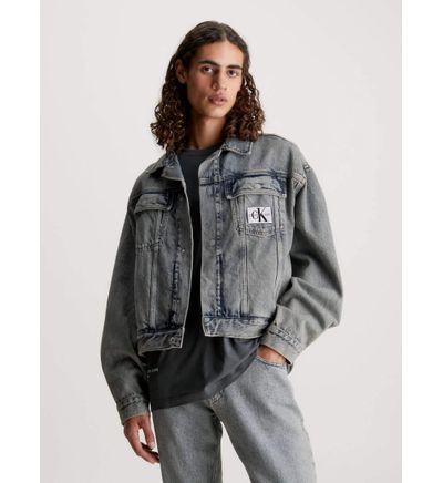 Chamarra Calvin Klein Boxy Denim Hombre Gris Chamarras calvinkleinmx