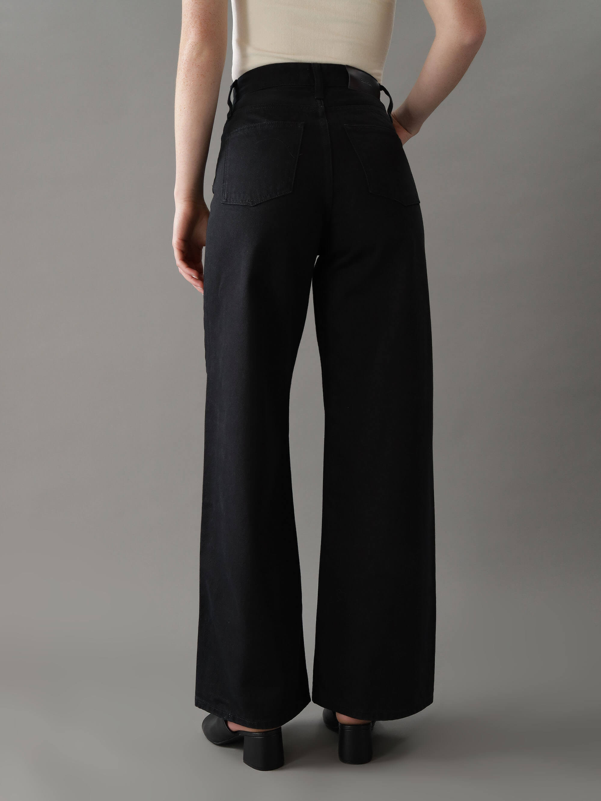 Jeans Calvin Klein High Rise Wide Leg Mujer Negro