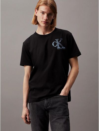 Playera-Calvin-Klein-Monograma-Diseño-Hombre-Negro