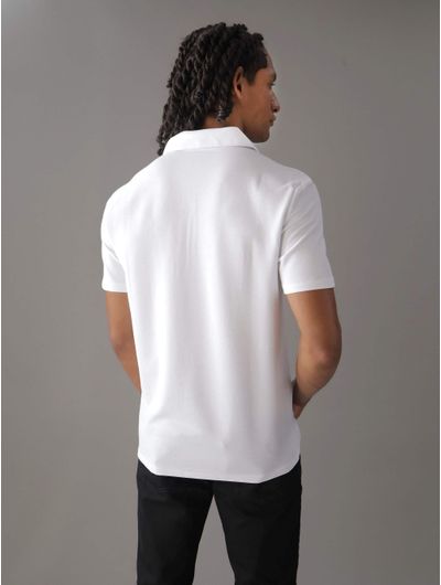 Polo-Calvin-Klein-con-Logo-en-Franja-Hombre-Blanco