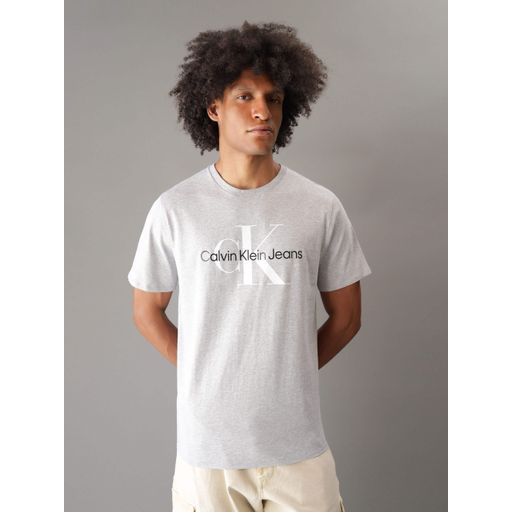Playera Calvin Klein Logo Estampado Hombre Gris | Playeras