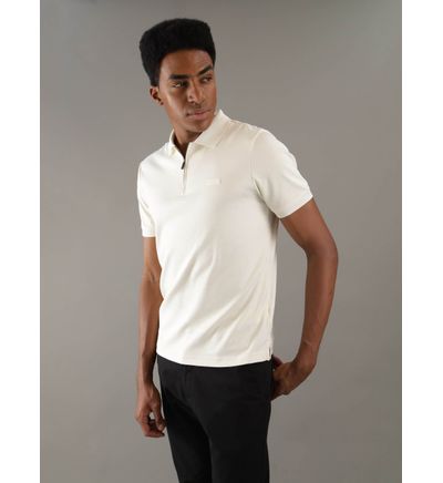 Polo Calvin Klein Logo en Relieve Hombre Beige Playeras Calvin Klein calvinkleinmx