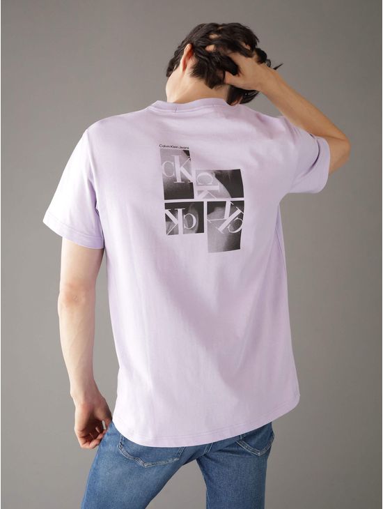 Playera-Calvin-Klein-Logo-Hombre-Morado