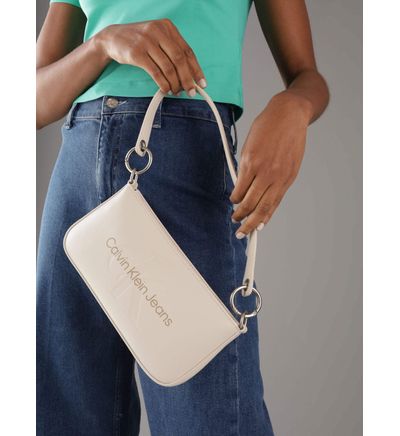 Bolsa Calvin Klein Shoulder Mujer Beige Bolsas Calvin Klein calvinkleinmx