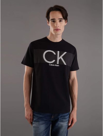 Playera-Calvin-Klein-Monograma-en-Pecho-Hombre-Negro