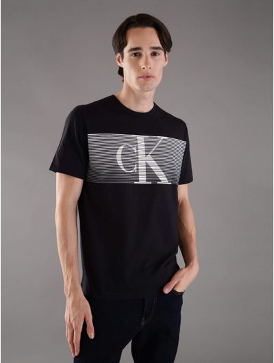 Playera-Calvin-Klein-Franjas-en-Pecho-Hombre-Negro