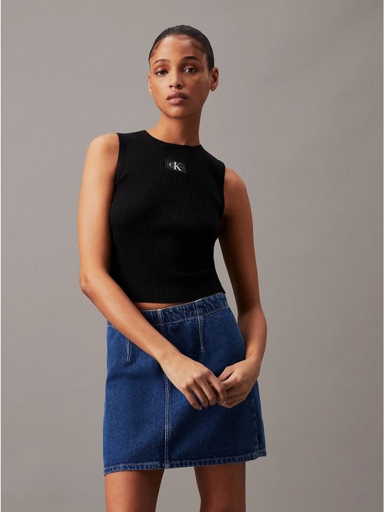 Playera-Calvin-Klein-Sin-Mangas-Slim-Monologo-Mujer-Negro