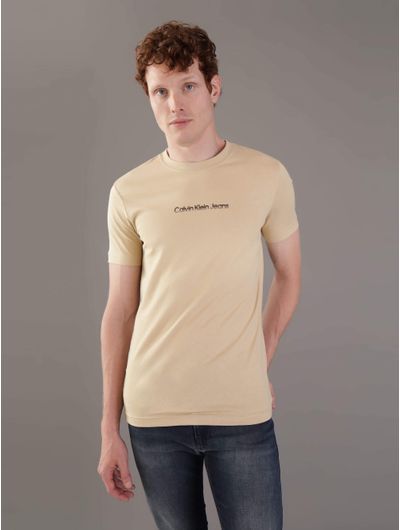 Playera-Calvin-Klein-Logo-Estampado-Hombre-Beige