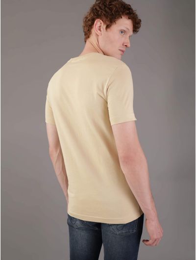 Playera-Calvin-Klein-Logo-Estampado-Hombre-Beige