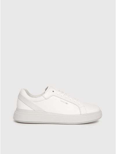 Tenis-Calvin-Klein-con-Logo-en-Relieve-Hombre-Blanco