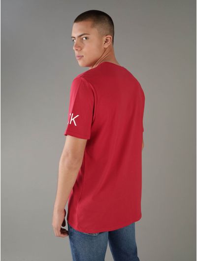 Playera-Calvin-Klein-con-Logo-Estampado-Hombre-Rojo