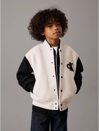 chamarra-calvin-klein-bomber-varsity-niño-blanco