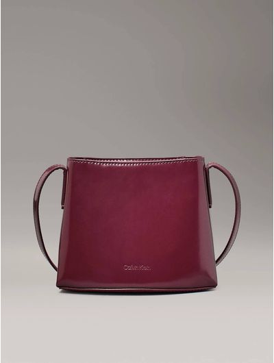 bolsa-calvin-klein-crossbody-tipo-charol-mujer-rojo