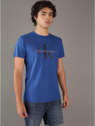 playera-calvin-klein-con-monologo-estampado-hombre-azul