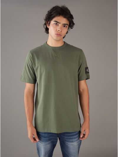playera-calvin-klein-con-monologo-en-manga-hombre-verde