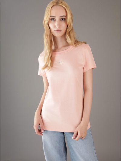 playera-calvin-klein-con-monologo-estampado-mujer-rosa