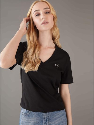 playera-calvin-klein-con-monologo-estampado-mujer-negro