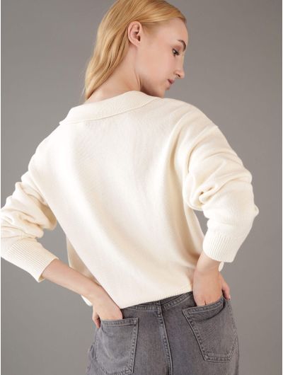 sueter-calvin-klein-con-monograma-bordado-mujer-beige