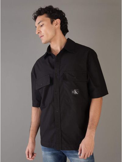 Camisa-Calvin-Klein-con-Monologo-en-Bolsillo-Hombre-Negro