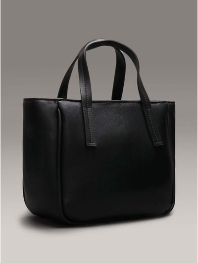 Bolsa-Calvin-Klein-Tote-con-Logo-Metalico-Mujer-Negro