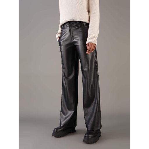 Wide Leg Jeans Vinipiel Mujer Pantalón Negro Outfit Sweater Gris