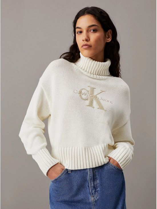 Sueter-Calvin-Klein-Cuello-Alto-Monologo-Terry-Mujer-Beige