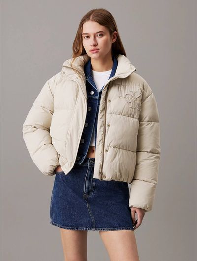 Chamarra-Calvin-Klein-Puffer-Monologo-Terry-Mujer-Beige