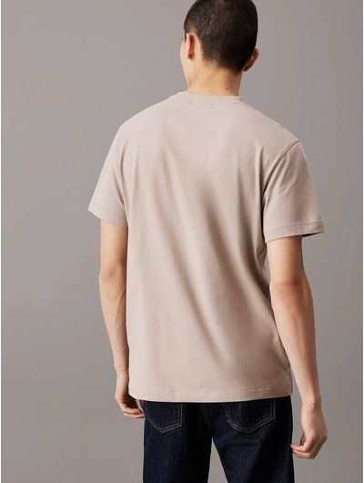 Playera-Calvin-Klein-Logo-Lateral-Hombre-Cafe