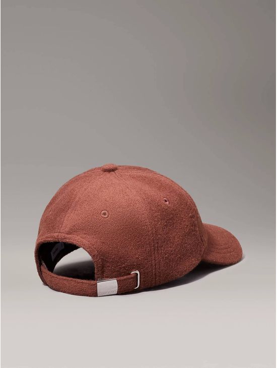 Gorra-Calvin-Klein-de-Lana-Logo-Cafe