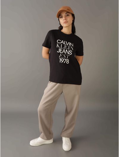 Playera-Calvin-Logo-Estampado-Mujer-Negro