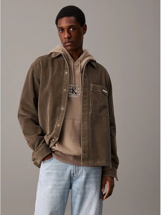 Sobrecamisa-Calvin-Klein-de-Pana-Holgada-Hombre-Cafe
