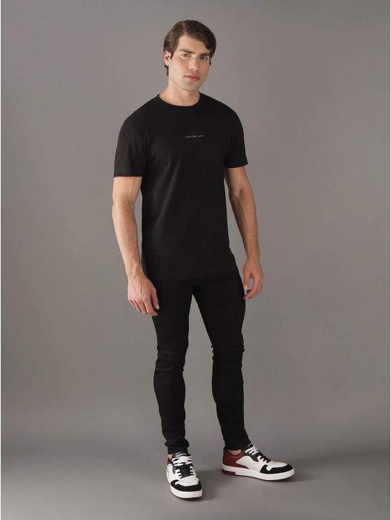 Playera-Calvin-Klein-con-Monologo-Hombre-Negro