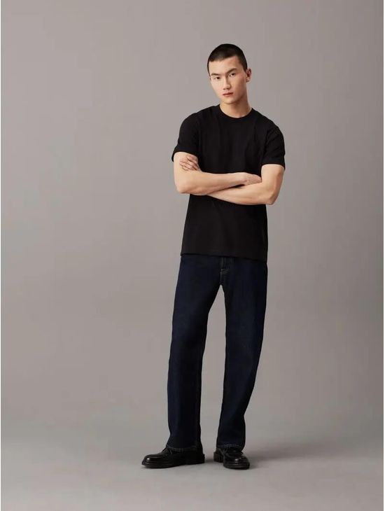 Playera-Calvin-Klein-Monograma-Bordado-Hombre-Negro