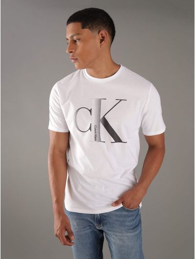 Playera-Calvin-Klein-con-Monograma-CK-en-Degradado-Hombre-Blanco