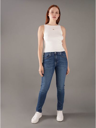 Top-Calvin-Klein-con-Monologo-Mujer-Blanco