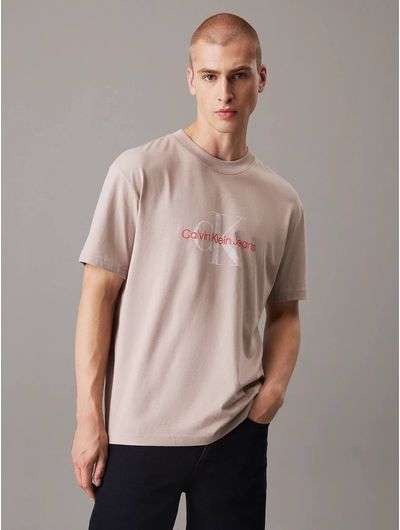 playera-calvin-klein-monologo-hombre-beige