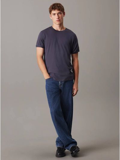 playera-calvin-klein-placa-monologo-hombre-morado