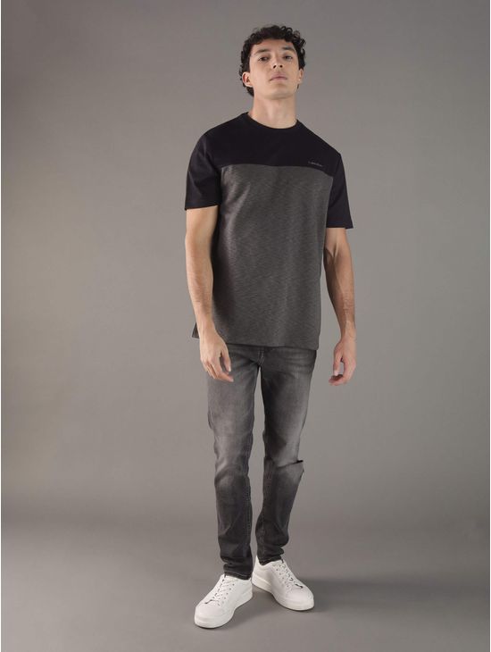 Playera-Calvin-Klein-con-Bloques-Hombre-Negro