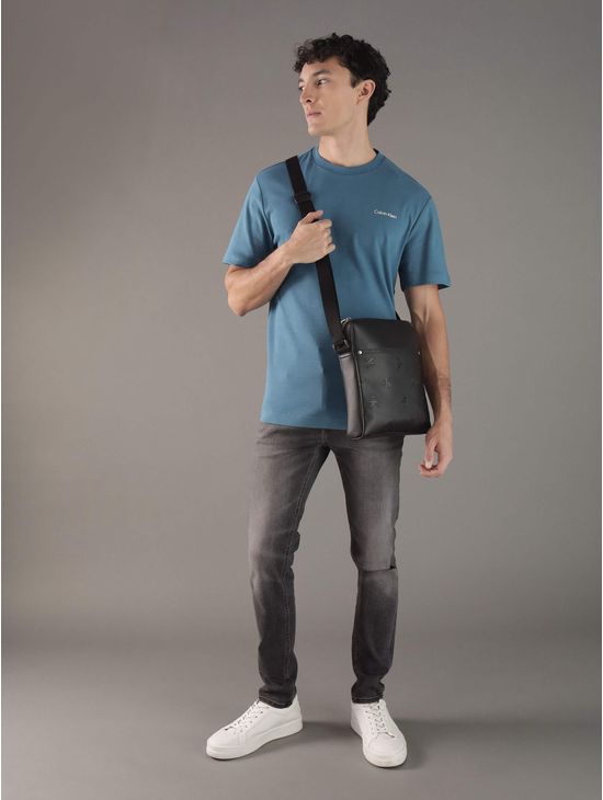 Bolsa-Calvin-Klein-Crossbody-Monograma-Relieve-Hombre-Negro