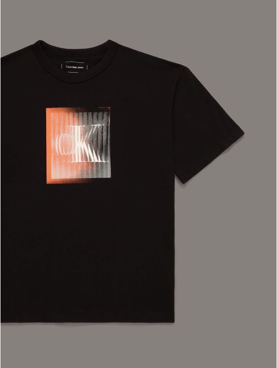 Playera-Calvin-Klein-Monograma-Niño-Negro