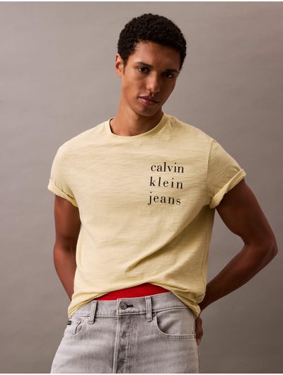 Playera-Calvin-Klein-Logo-Espalda-Hombre-Amarillo