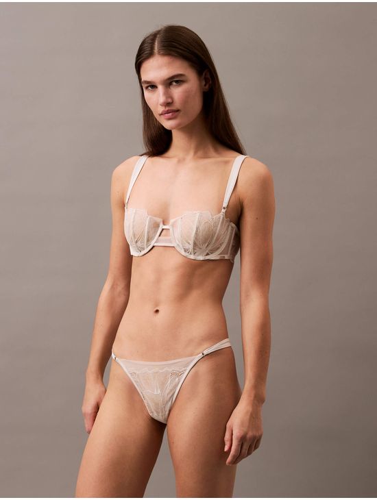 Tanga-Calvin-Klein-Black-Floral-Lace-String-Mujer-Beige